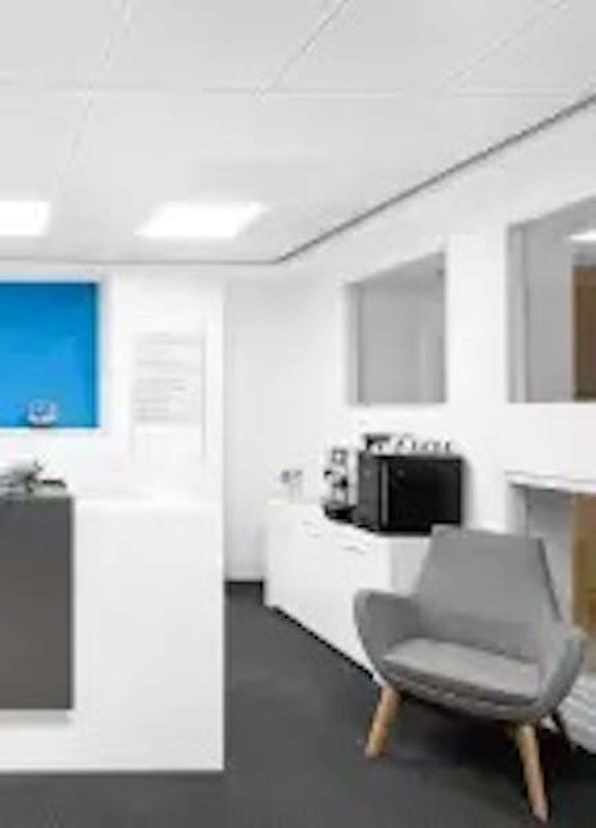 Office in Manchester - photo 3