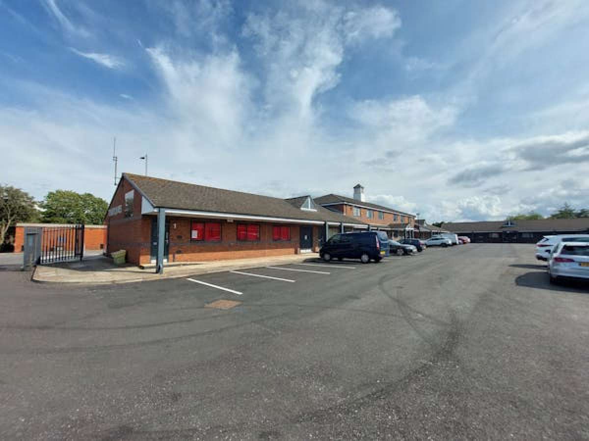 Office in Birkenhead - photo 2