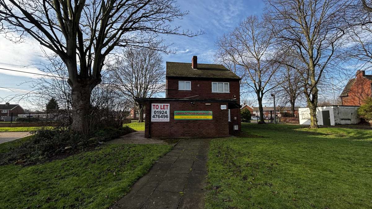 Office in Knottingley - photo 3