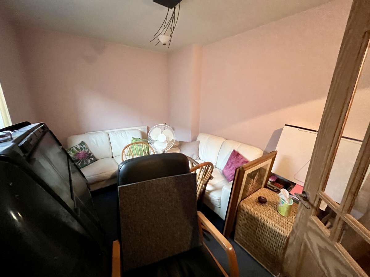 Office in Waterlooville - photo 3