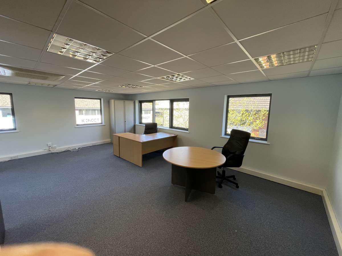 Office in Needwood - photo 4