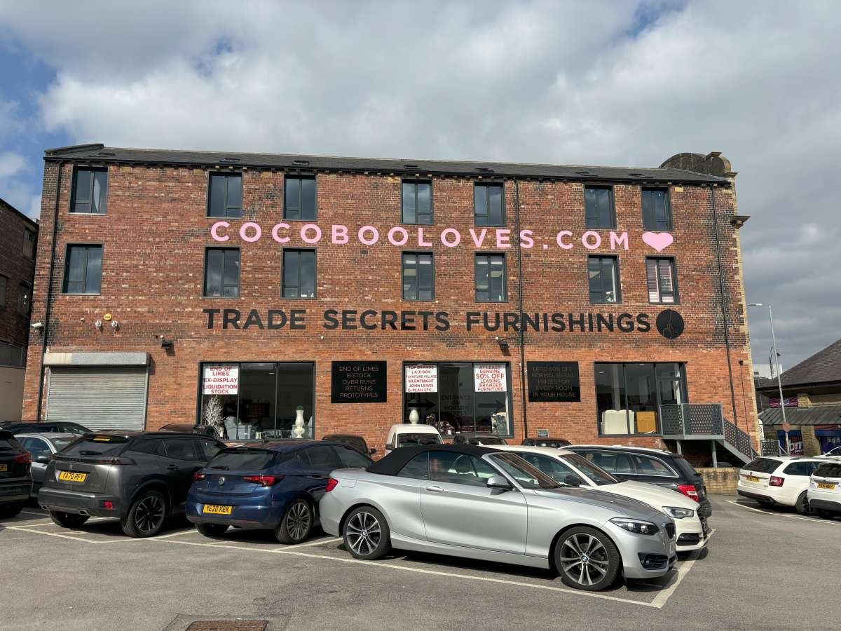 Office in Halifax - photo 4