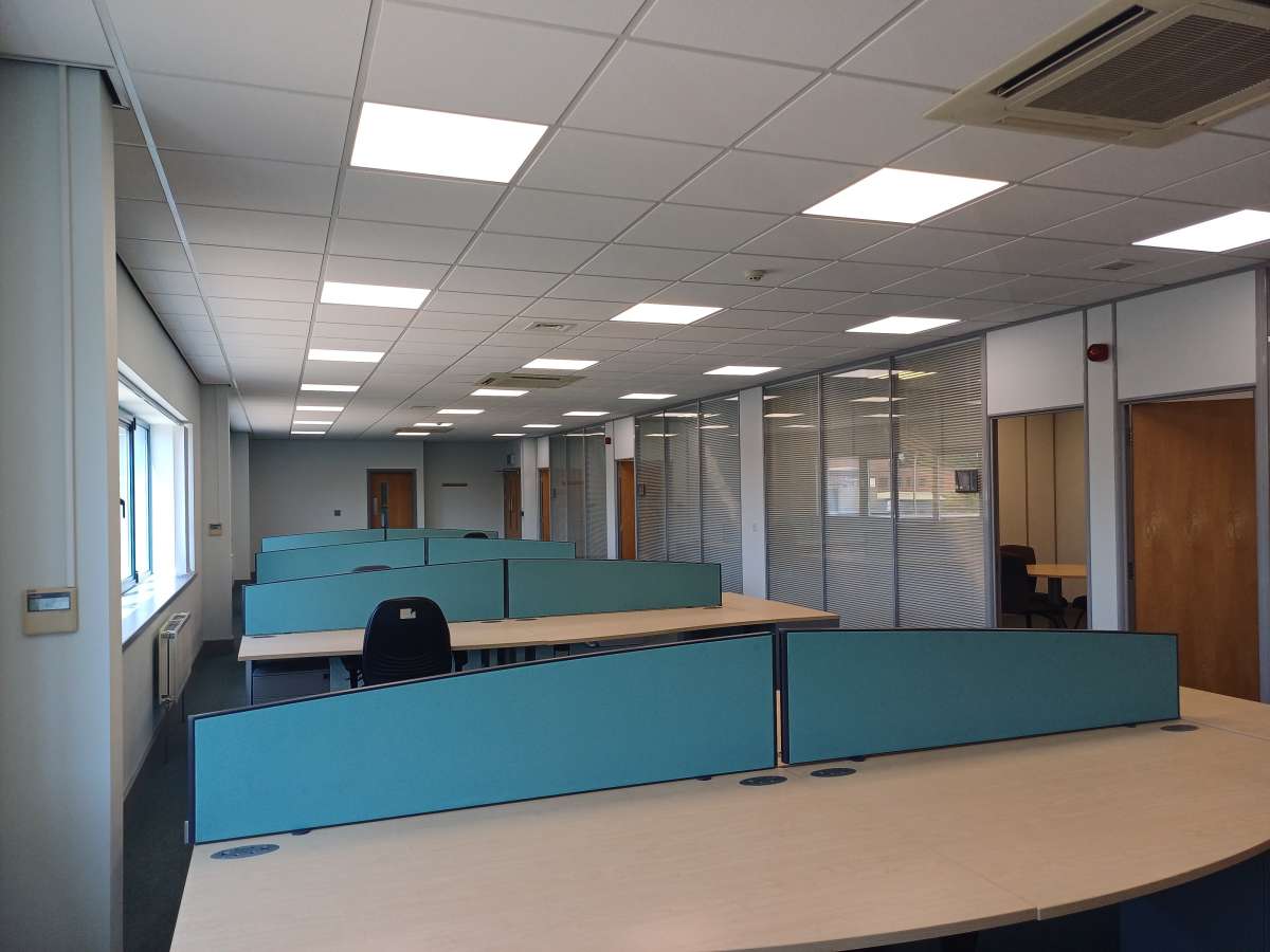 Office in Bicester - photo 3