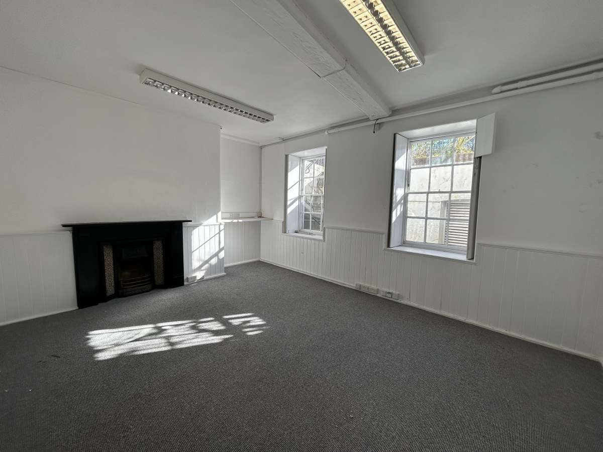 Office in Exeter - photo 2