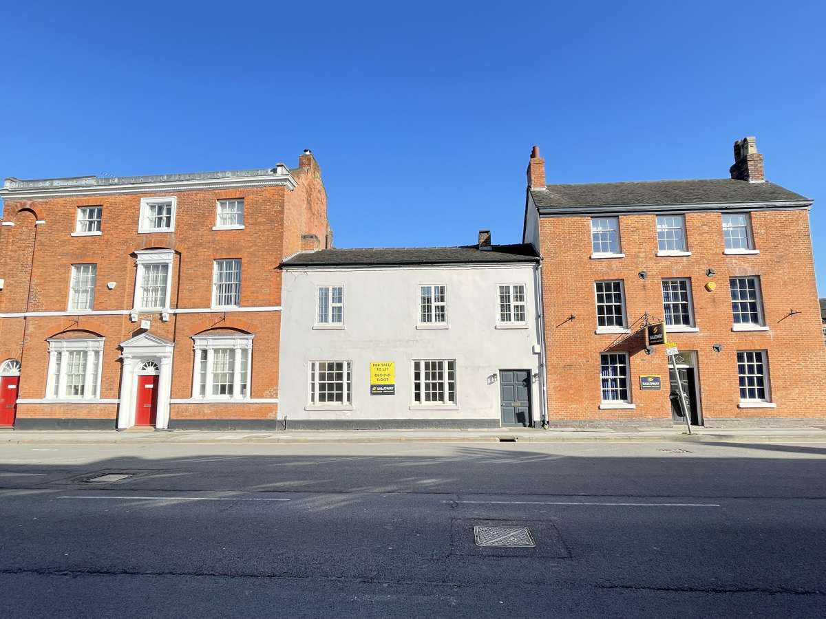 Office in Burton On Trent - photo 2