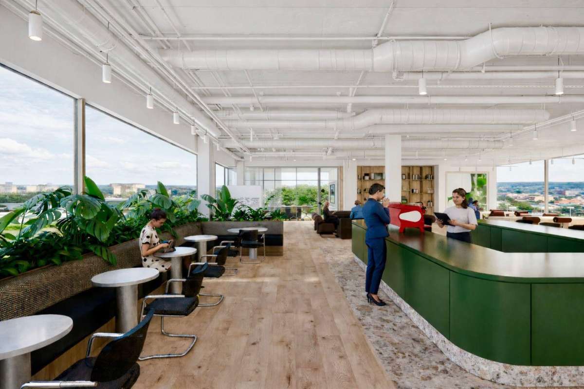 Office in Nottingham - photo 4