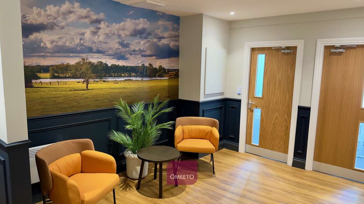 Office in Beeston - photo 3