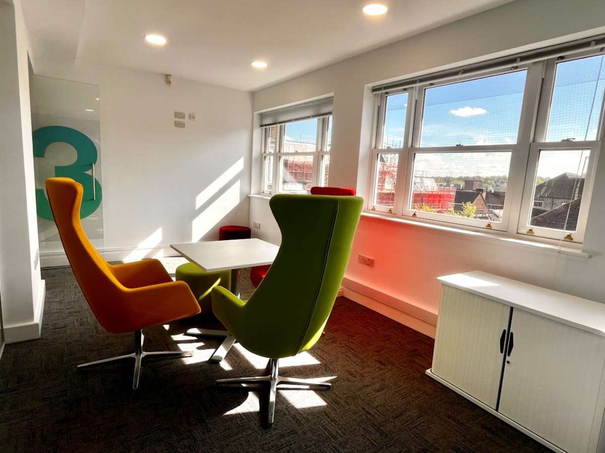 Office in Winchester - photo 3