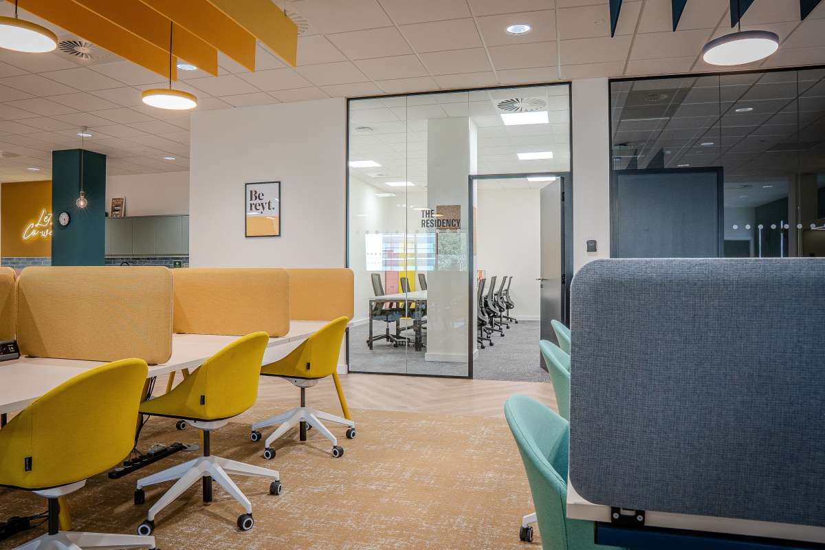 Office in Leeds - photo 3