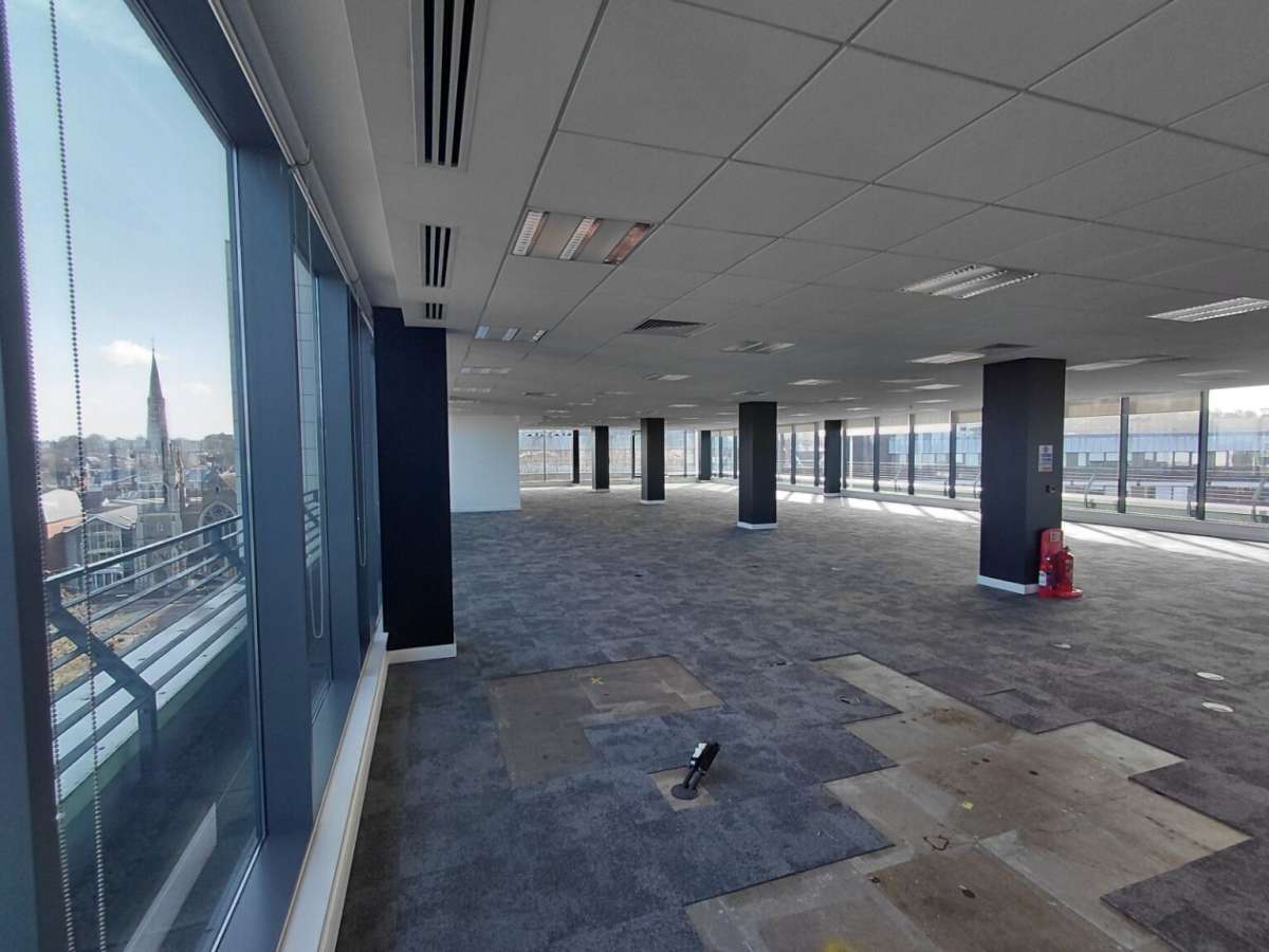 Office in Farnborough - photo 2