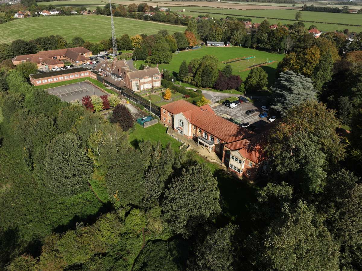 Office in Bracebridge Heath - photo 4