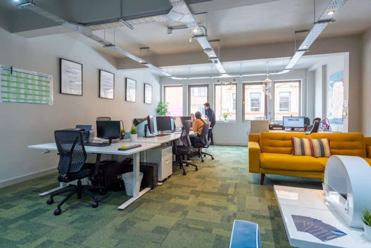 Office in Manchester - photo 3