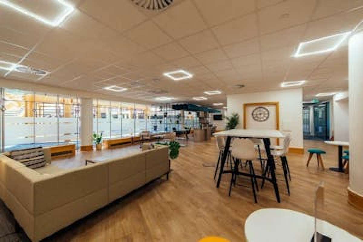 Office in Peterborough - photo 3