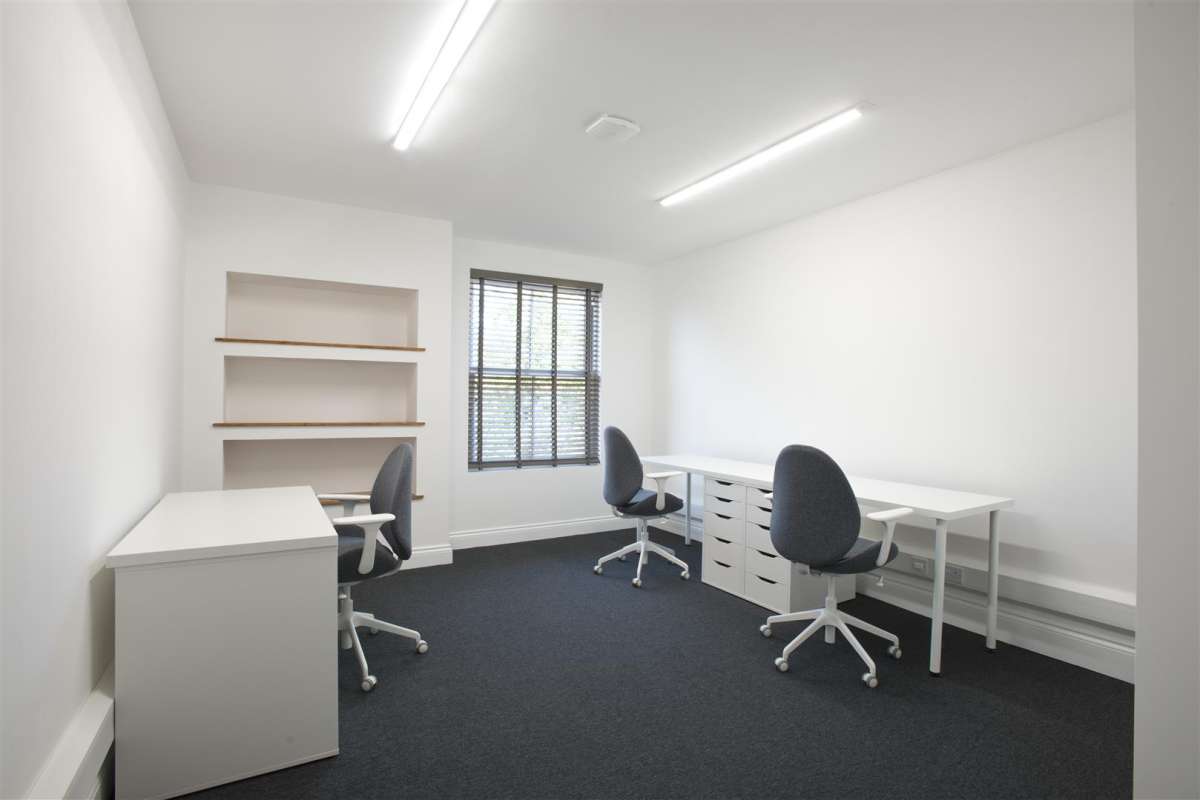 Office in Loughborough - photo 4