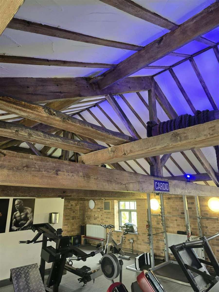 Office in Worksop - photo 2
