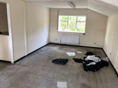 Office in Wolverhampton - photo 4