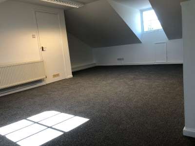 Office in Winchester - photo 4