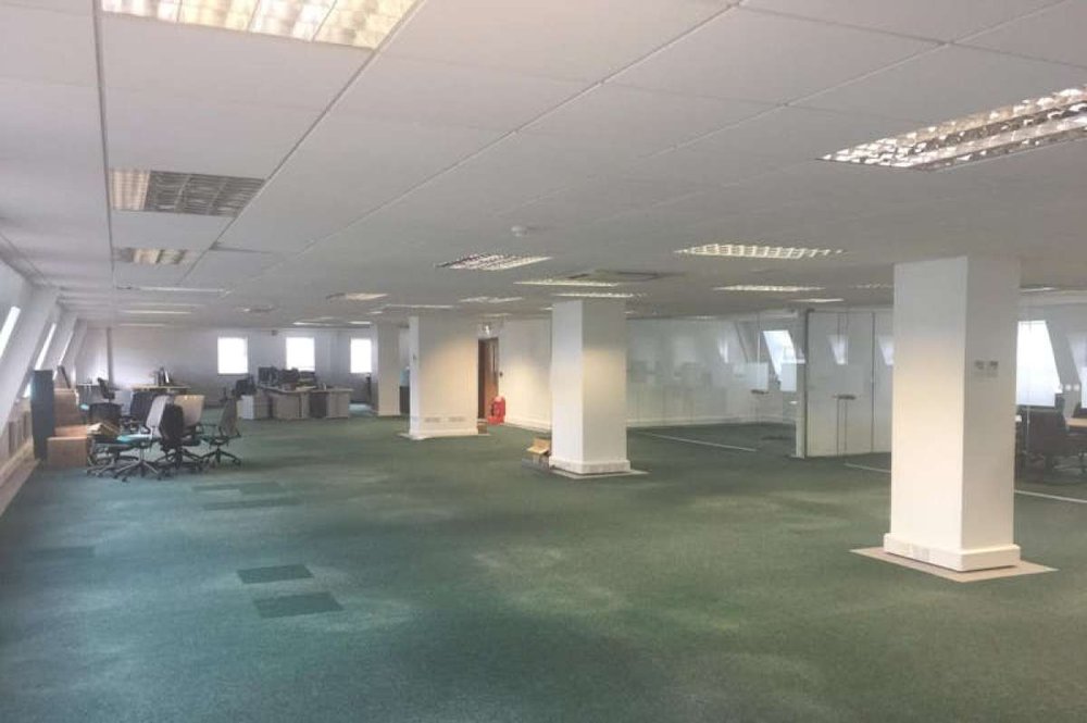 Office in Aldershot - photo 2