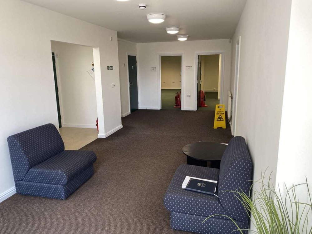 Office in Bridgnorth - photo 3