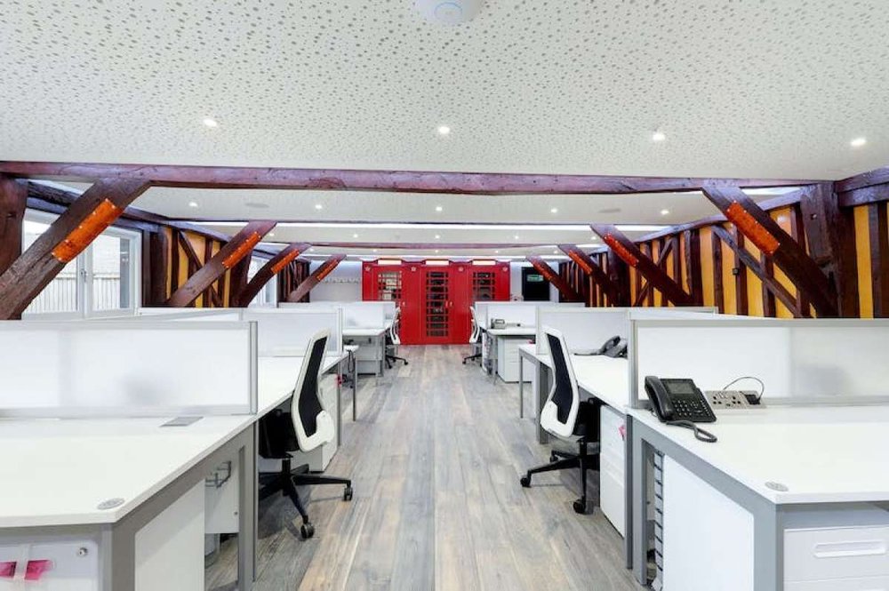 Office in Cobham - photo 2