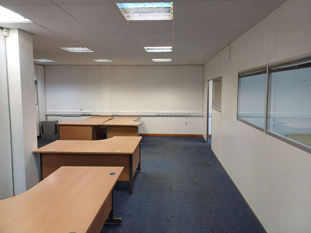 Office in Banbury - photo 4