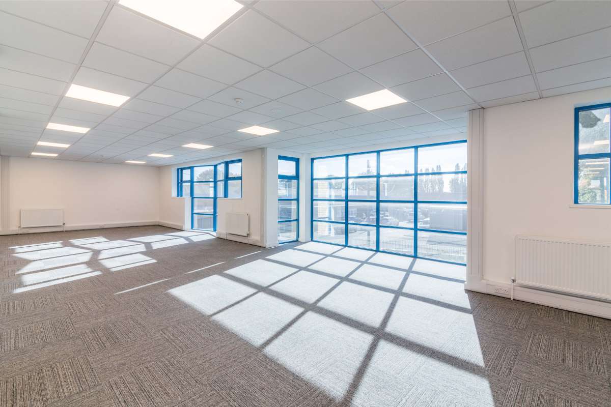 Office in Nottingham - photo 4