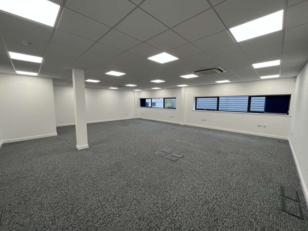 Office in Loughborough - photo 3