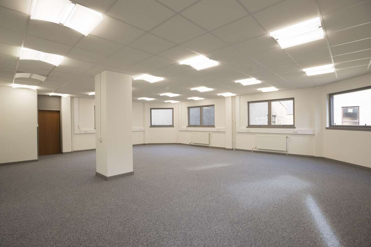 Office in Inverness - photo 3