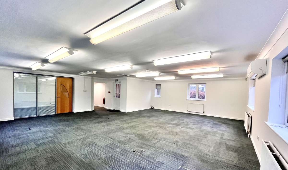 Office in Norwich - photo 4