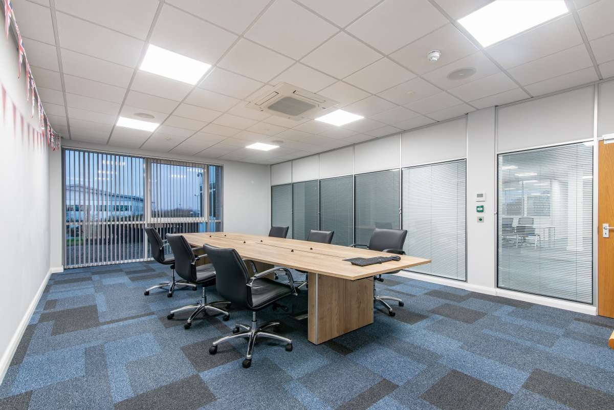 Office in Nottingham - photo 3