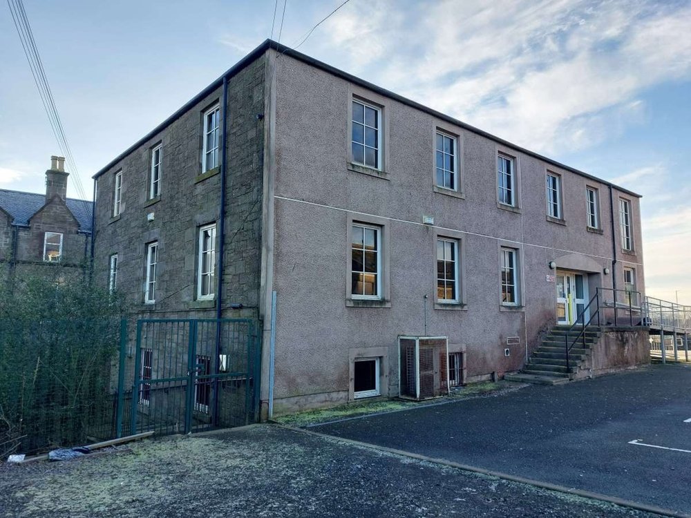 Office in Forfar - photo 4