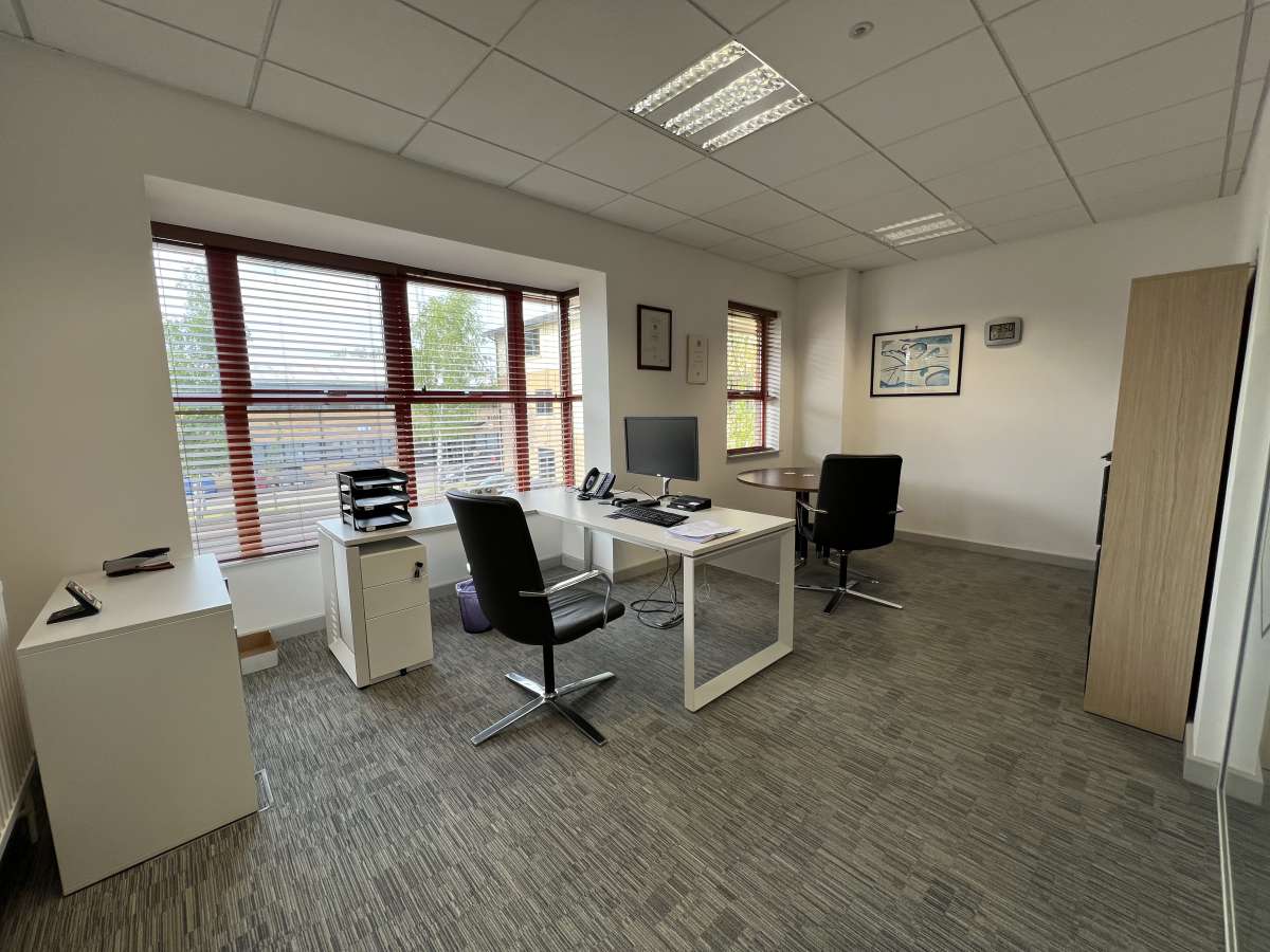 Office in Cambridge - photo 2