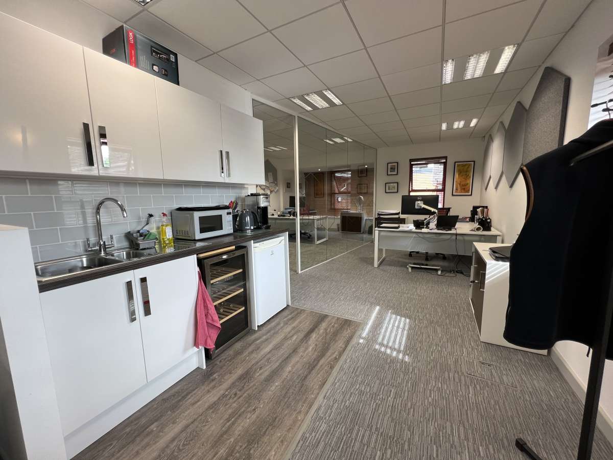 Office in Cambridge - photo 4