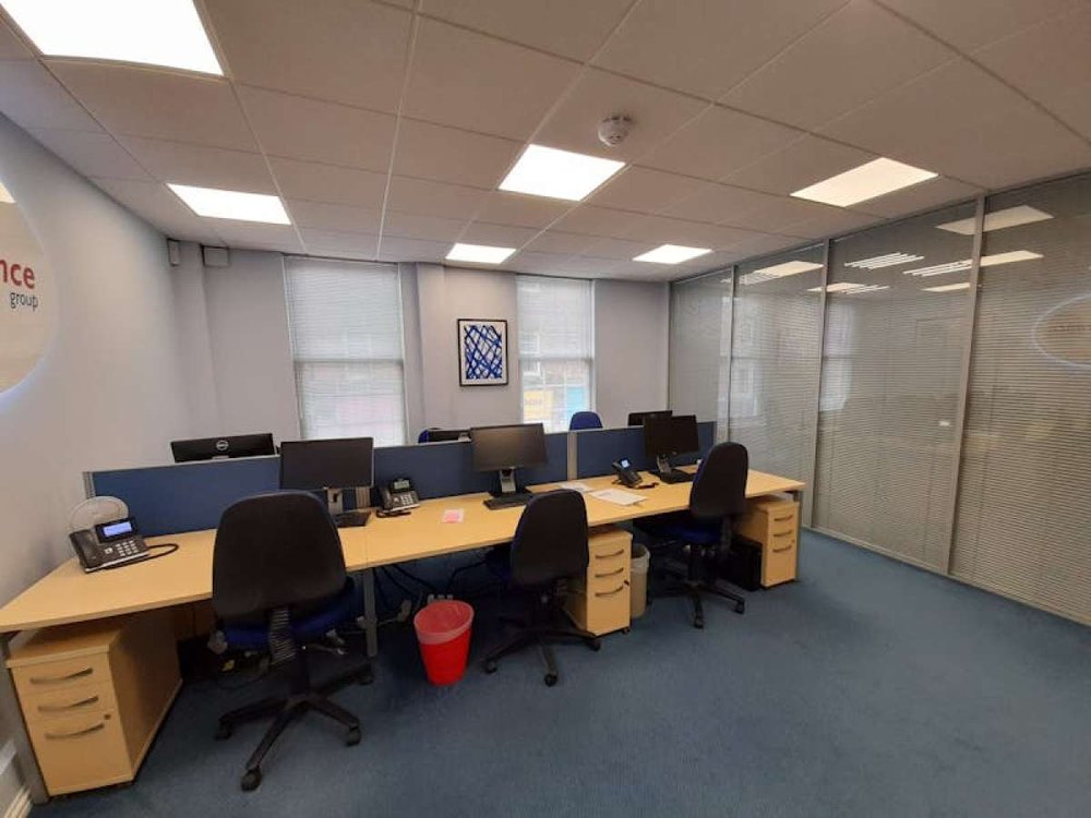 Office in Winchester - photo 2