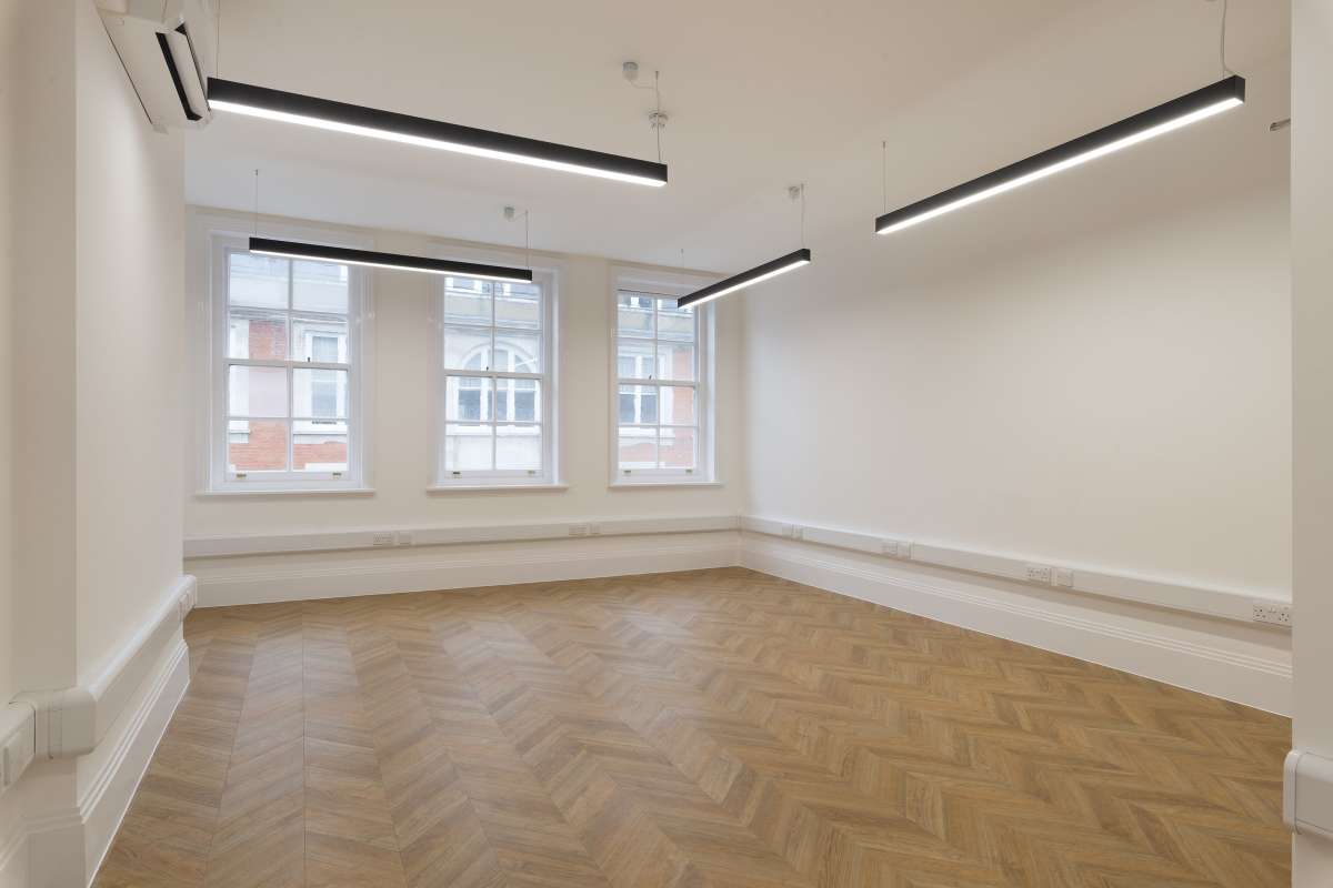 Office in London - photo 4