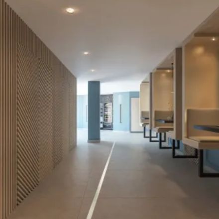 Office in Altrincham - photo 4