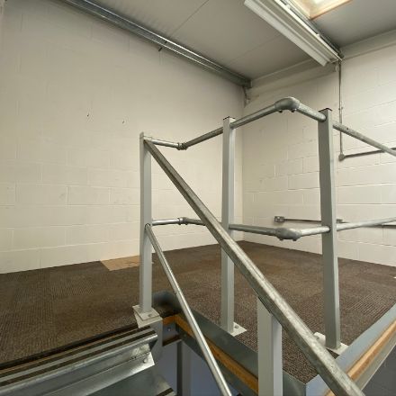 Industrial Unit in Aylesbury - photo 3