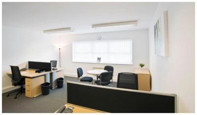 Office in Basingstoke - photo 4