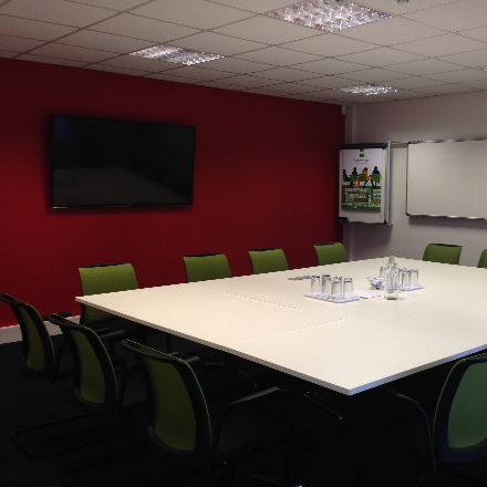 Office in Basingstoke - photo 2