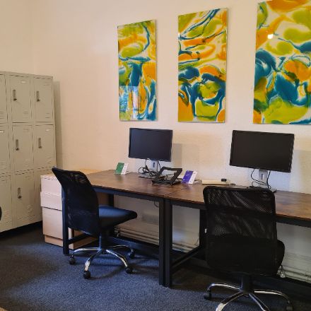 Office in Bordon - photo 4