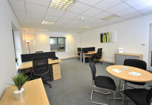 Office in Bromsgrove - photo 3
