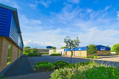 Office in Darlington - photo 4