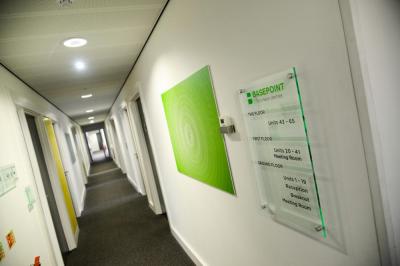 Office in Dartford - photo 2