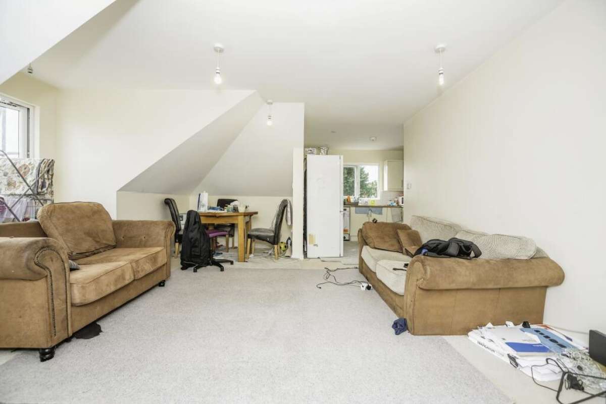 Other in Gravesend - photo 3