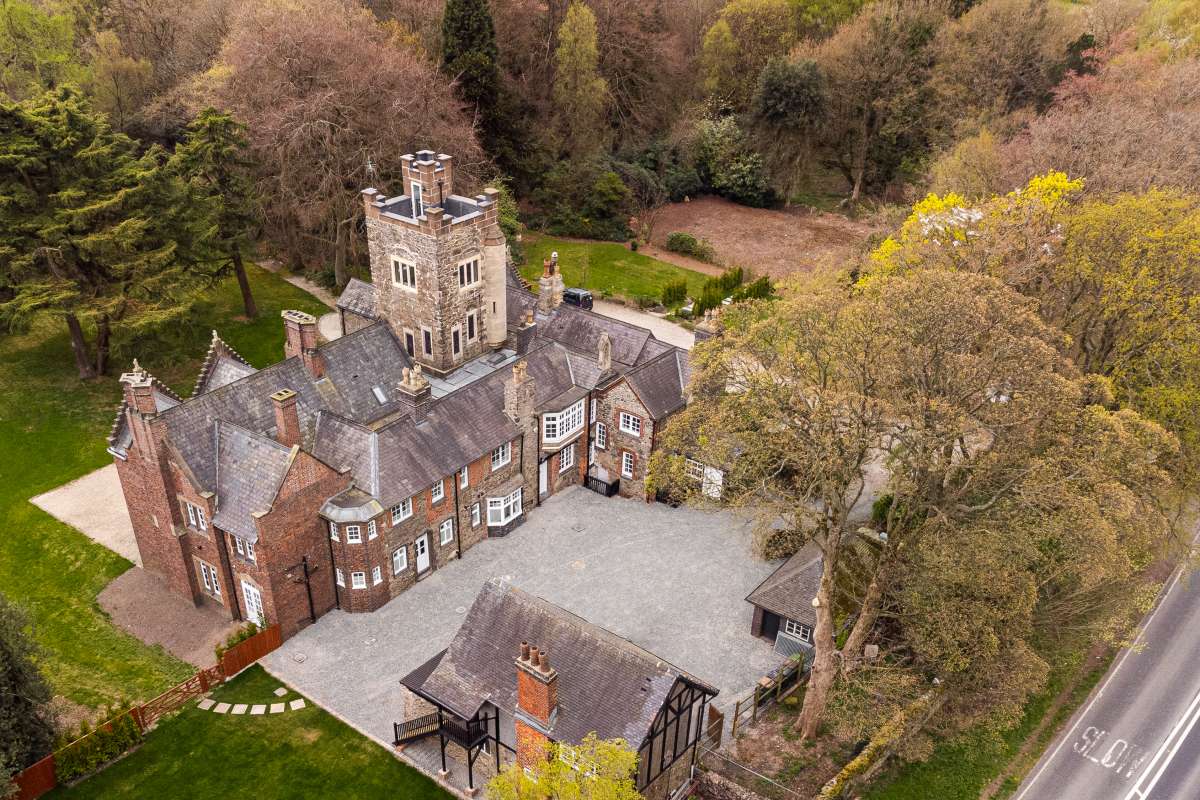 Other in Coalville - photo 2