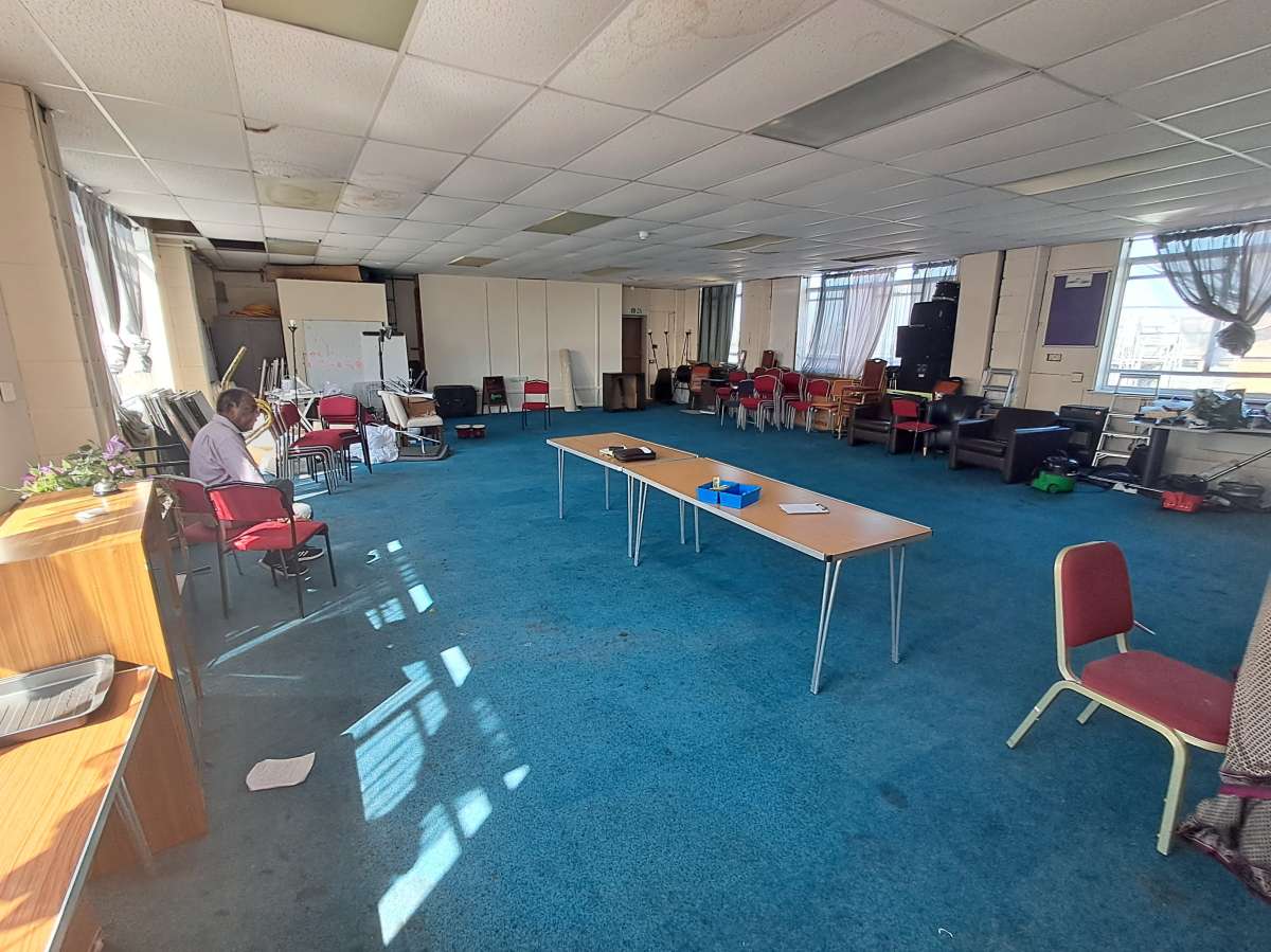 Other in Croydon - photo 3