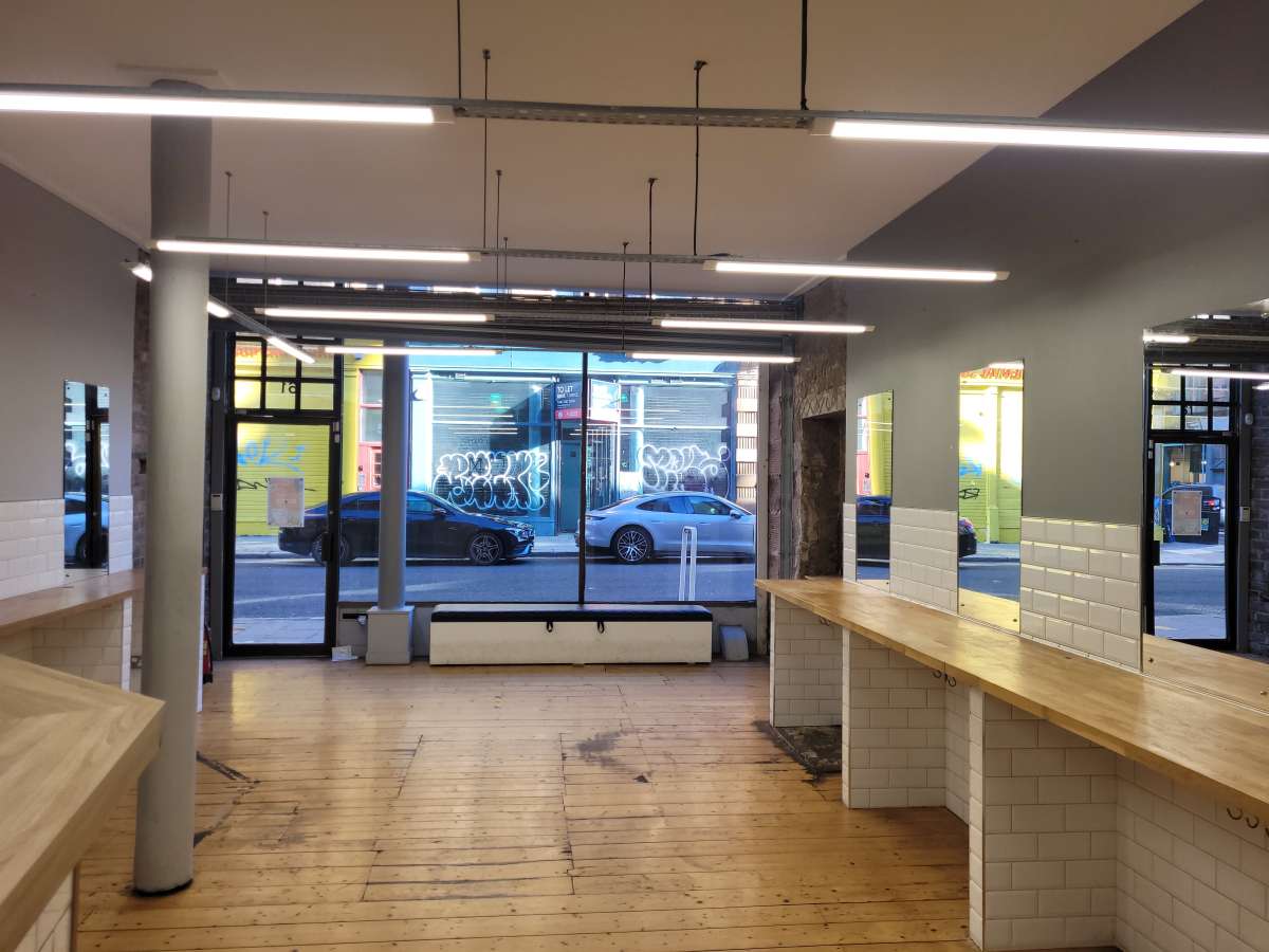 Retail/Shop in Glasgow - photo 4