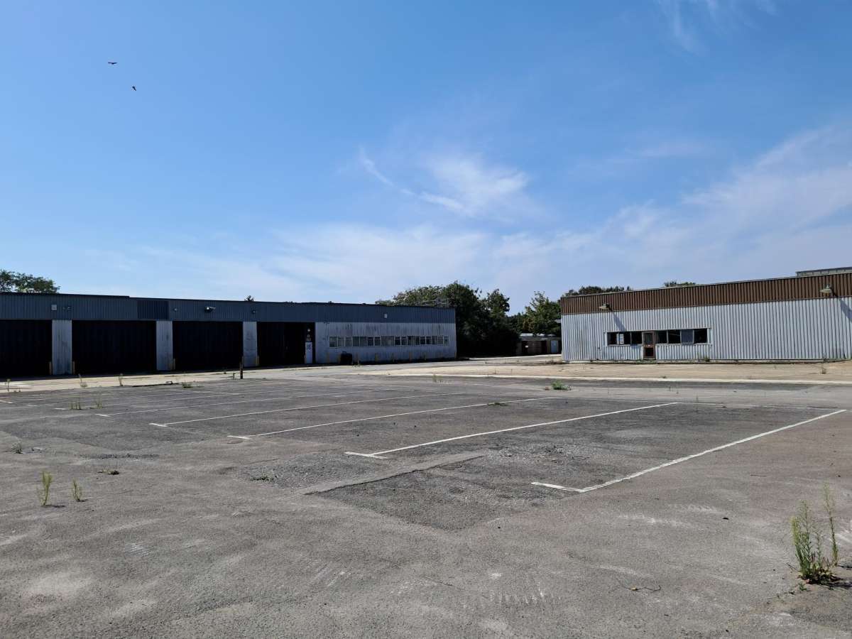 Other in Guildford - photo 3