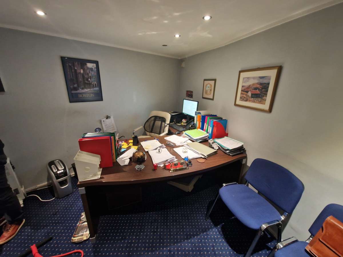 Other in Glasgow - photo 2