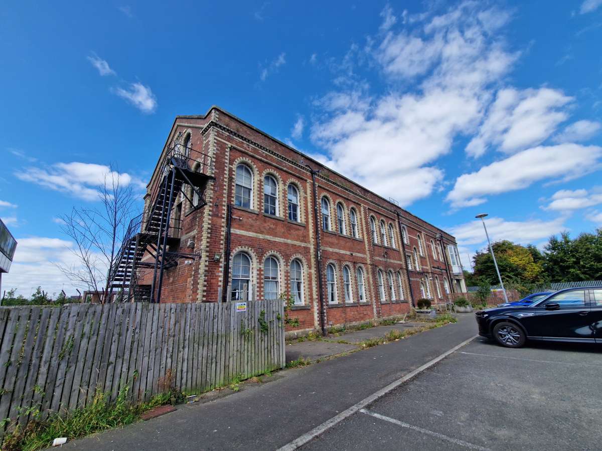 Other in Glasgow - photo 2